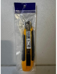 CUTTER PROFESSIONALE 18MM S/606 P.CASTORO